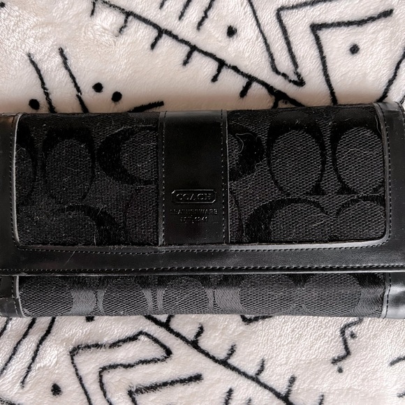 Coach wallet - Picture 1 of 4